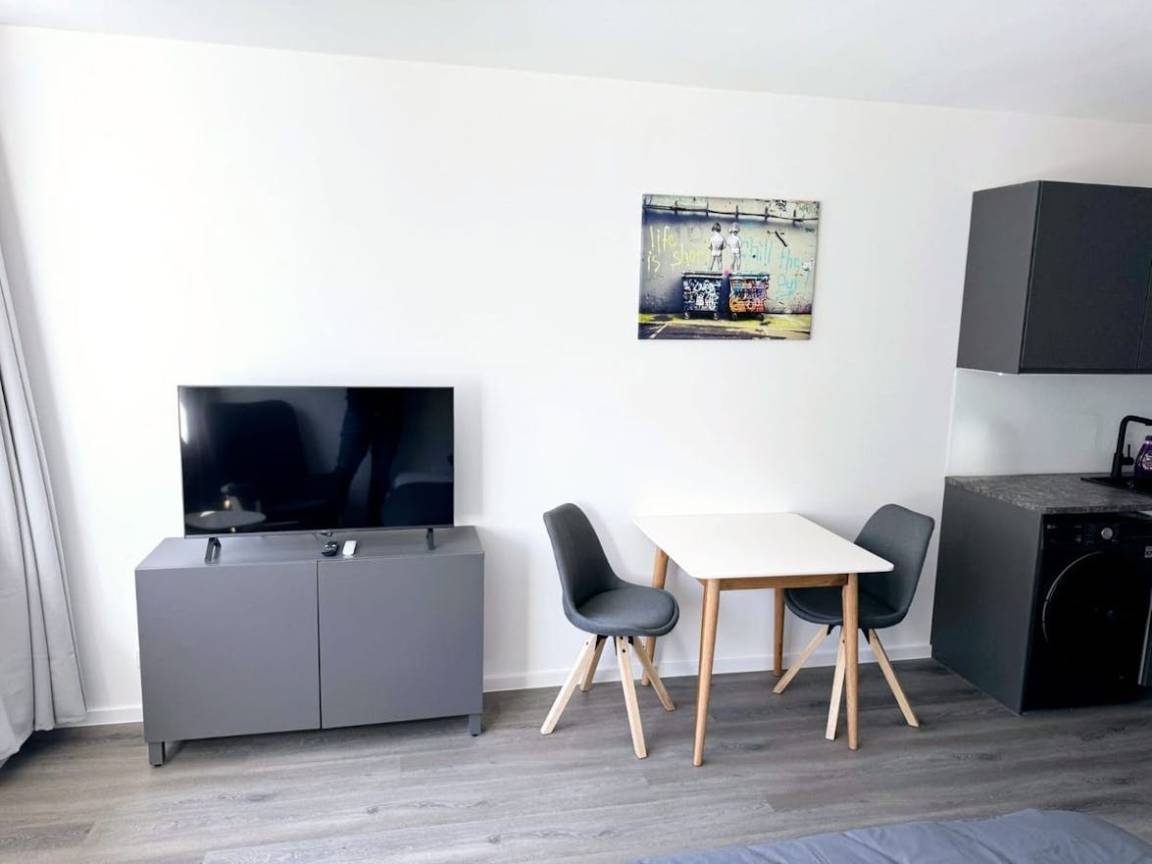 30 M² Ferienwohnung ∙ 2 Gäste - Köln
