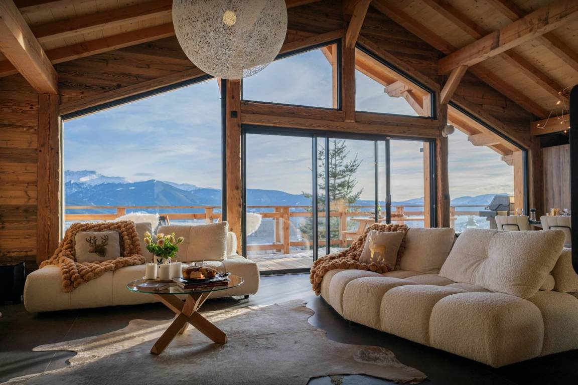 156 M² Chalet ∙ 4 Chambres ∙ 10 Personnes - Estavar
