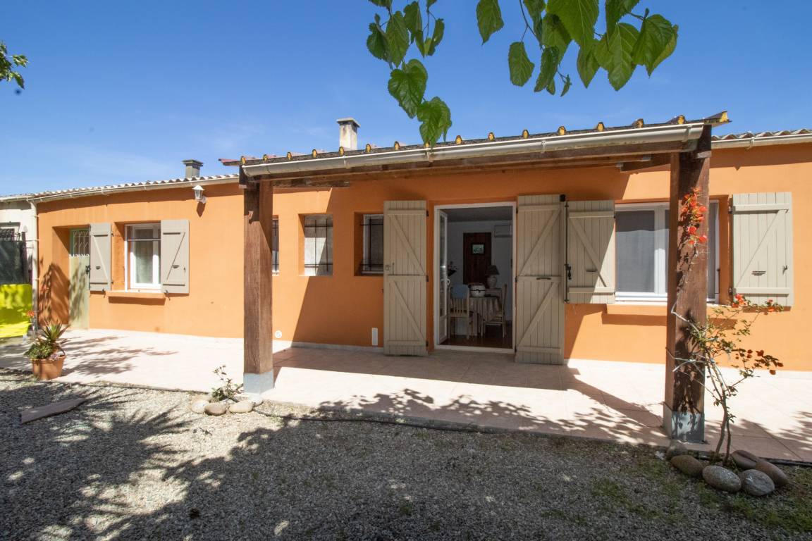 70 M² House ∙ 2 Bedrooms ∙ 4 Guests - Corsica