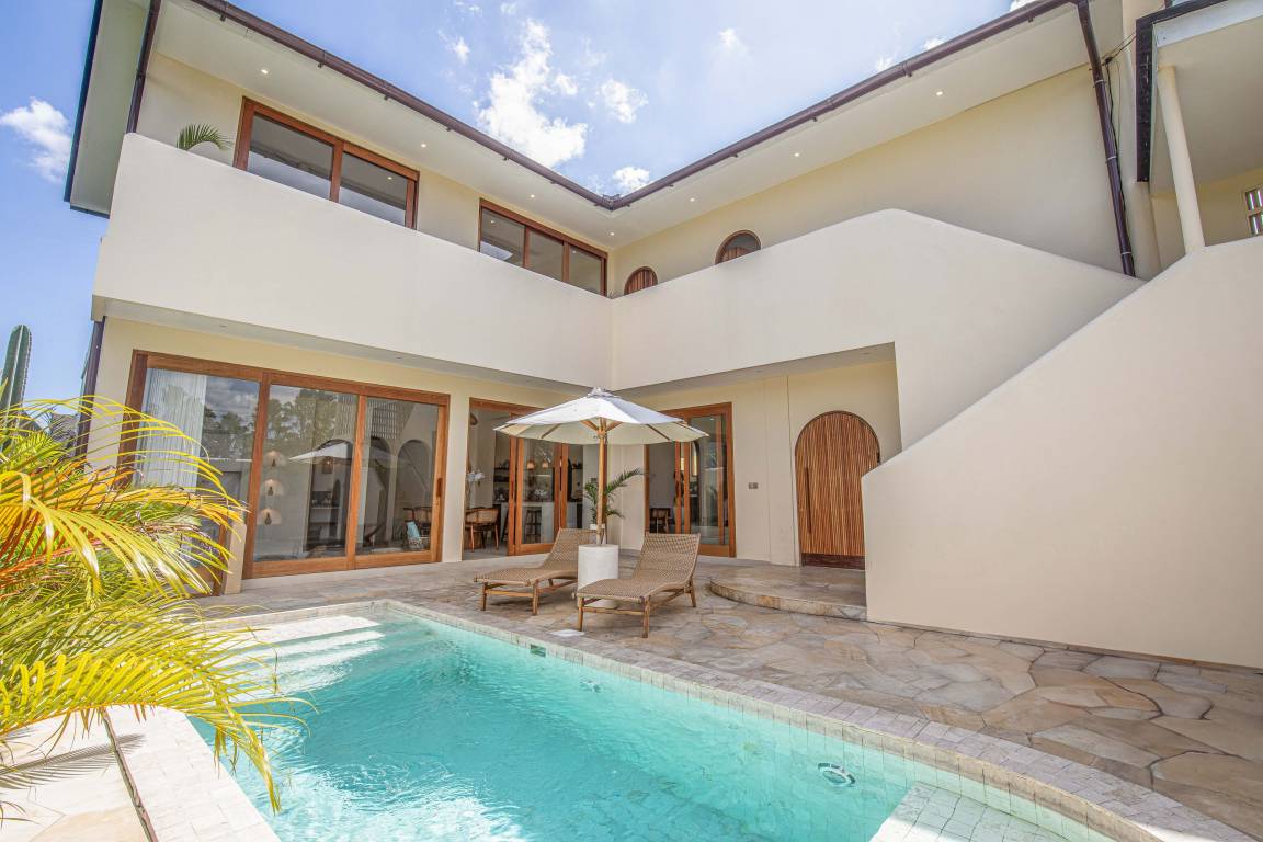 245 M² Apartment ∙ 4 Bedrooms ∙ 8 Guests - Canggu