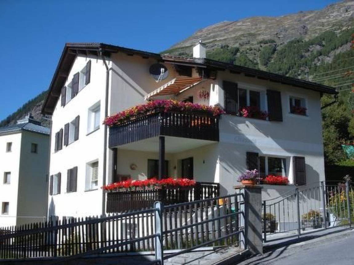 50 M² Appartamento Vacanza ∙ 1 Camera Da Letto ∙ 3 Ospiti - Zuoz