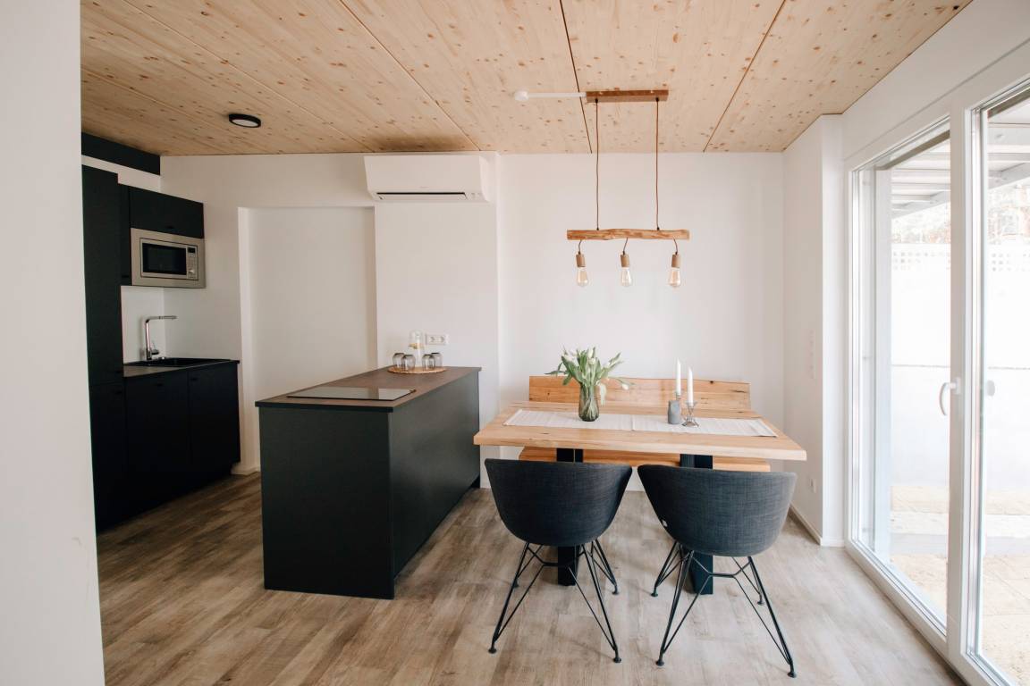 Ferienwohnung ∙ 2 Schlafzimmer ∙ 4 Gäste - Pleinfeld