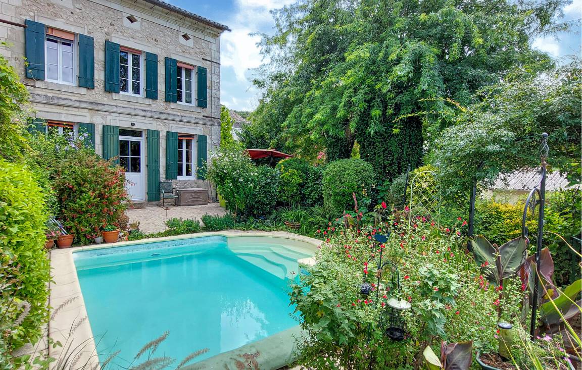 250 M² Maison De Vacances ∙ 4 Chambres ∙ 10 Personnes - Gironde