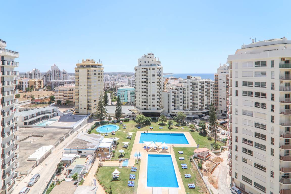 75 M² Apartamento ∙ 1 Habitación ∙ 4 Huéspedes - Armação de Pêra