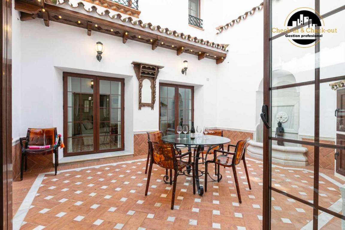 183 M² House ∙ 5 Bedrooms ∙ 10 Guests - Mijas