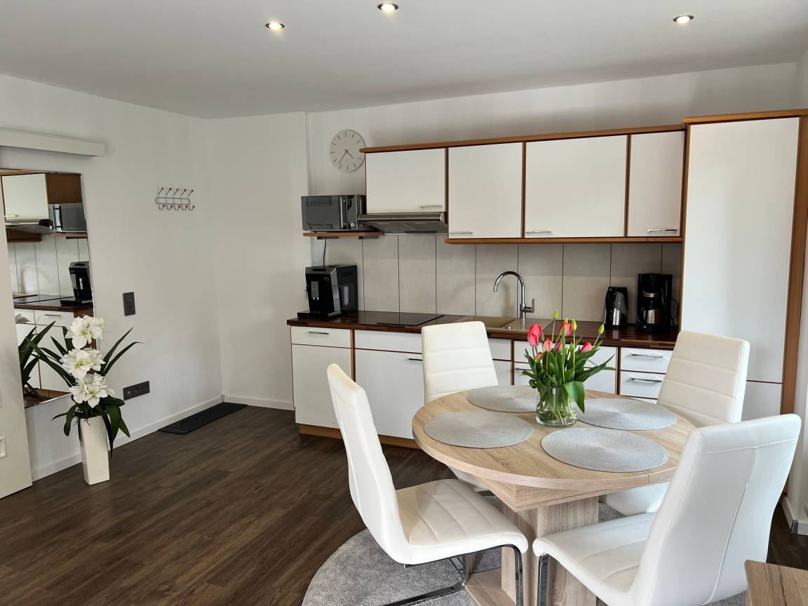 33 m² Ferienwohnung ∙ 1 Schlafzimmer ∙ 2 Gäste – Bild 3