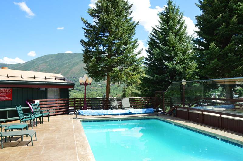 House ∙ 2 Bedrooms ∙ 4 Guests - Aspen, CO