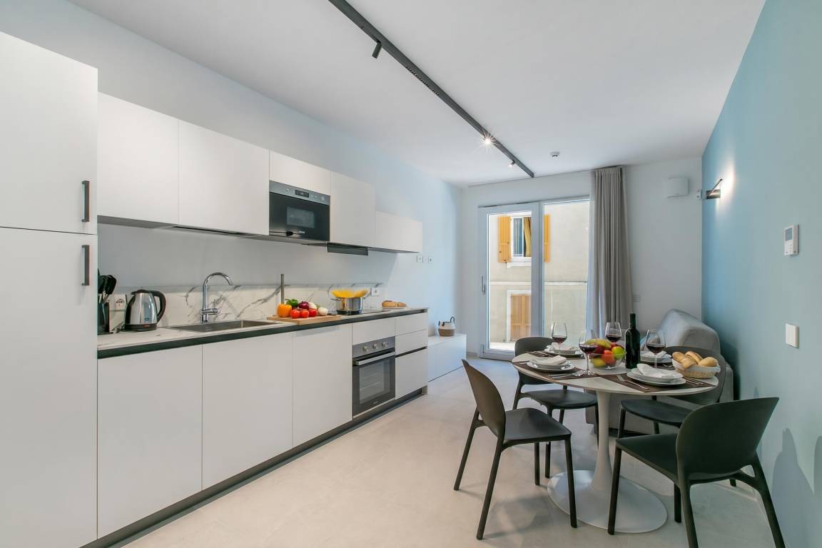 40 M² Apartamento ∙ 1 Habitación ∙ 5 Huéspedes - Finale Ligure