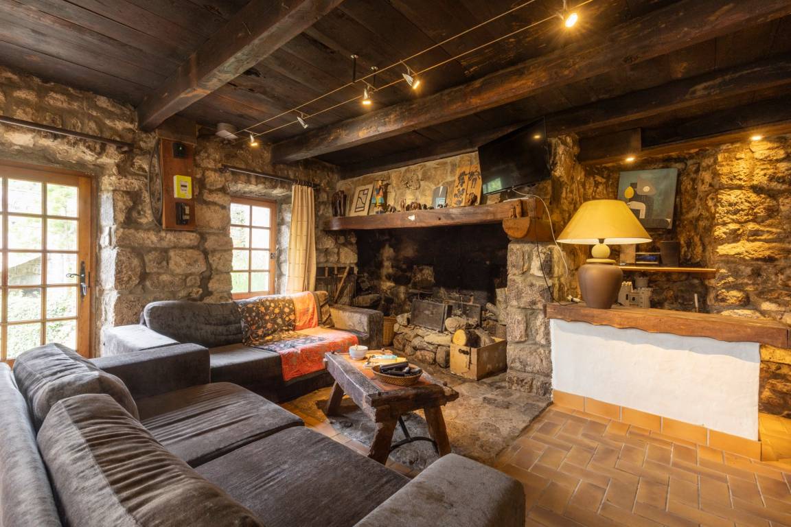 140 M² Huis ∙ 3 Slaapkamers ∙ 8 Gasten - Jaujac