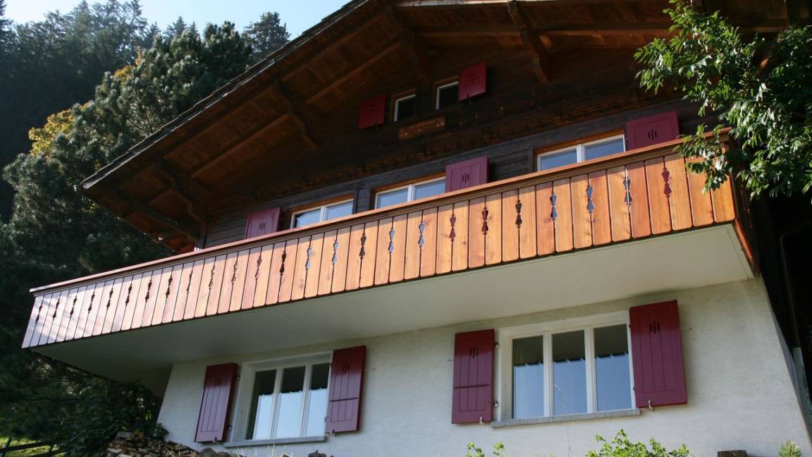 100 M² Ferienhaus ∙ 3 Schlafzimmer ∙ 6 Gäste - Frutigen