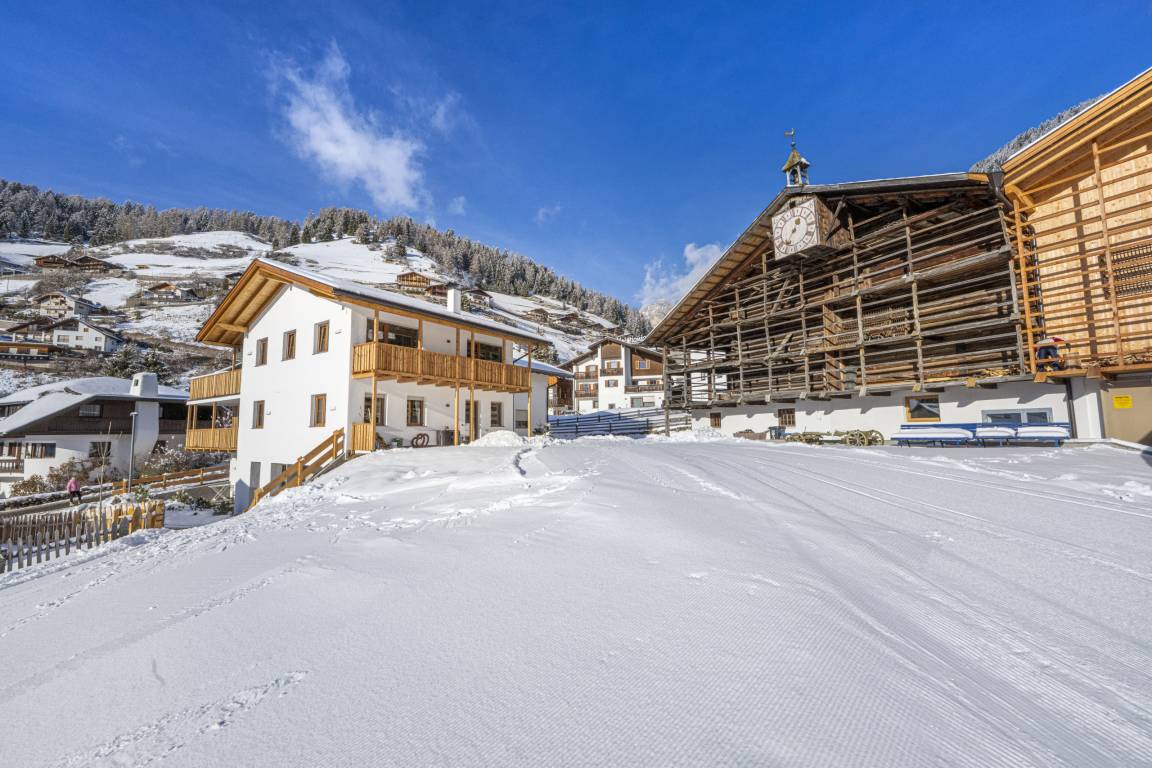 80 M² Apartment ∙ 2 Bedrooms ∙ 3 Guests - Val Gardena