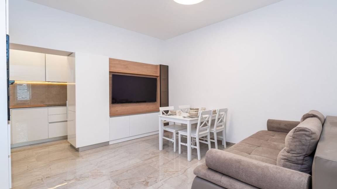 60 M² Apartment ∙ 2 Bedrooms ∙ 4 Guests - Dubrovnik