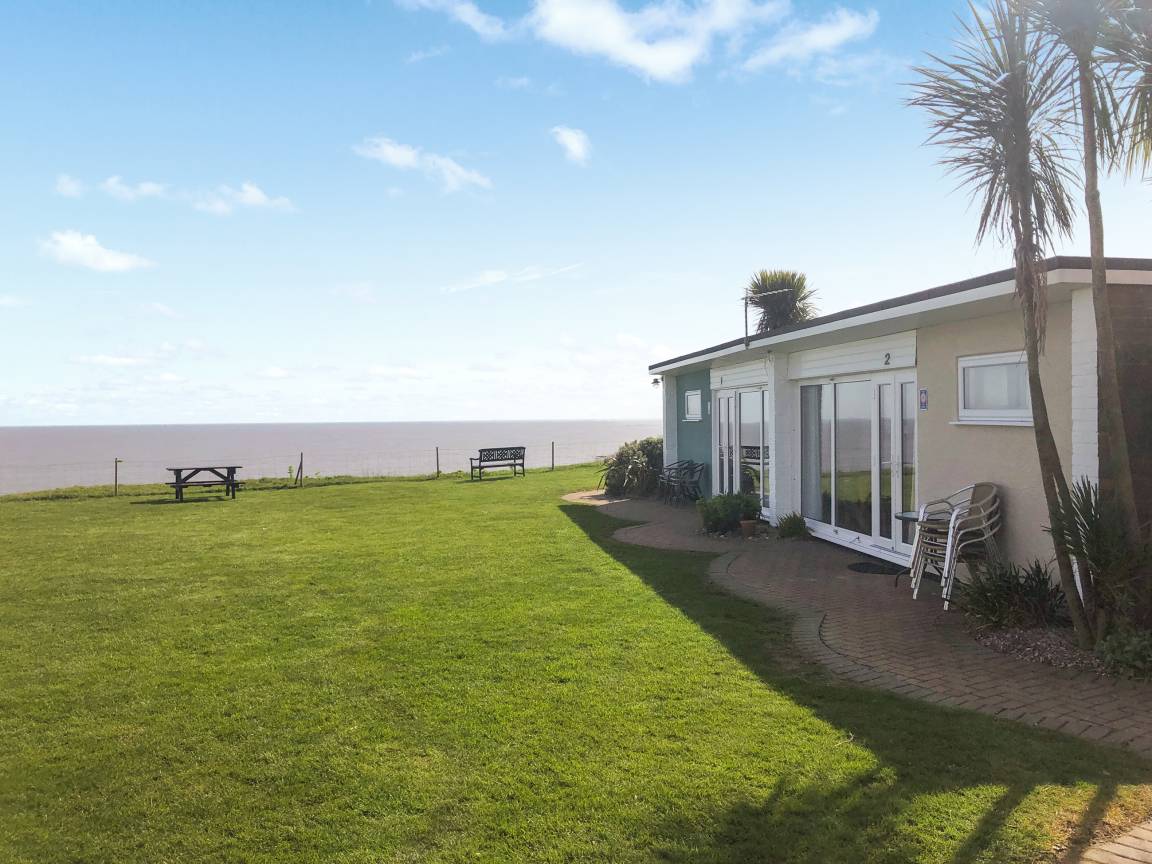 Cottage ∙ 2 Bedrooms ∙ 4 Guests - Hemsby