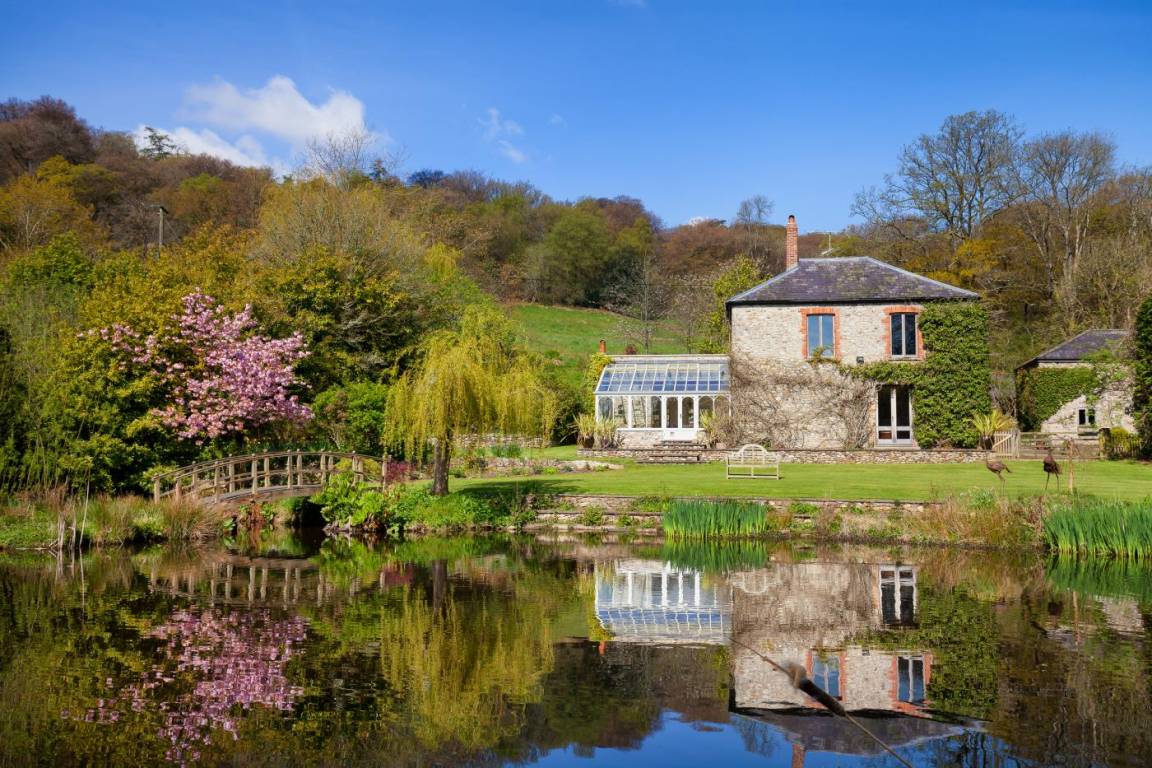 Cottage ∙ 4 Bedrooms ∙ 10 Guests - Honiton