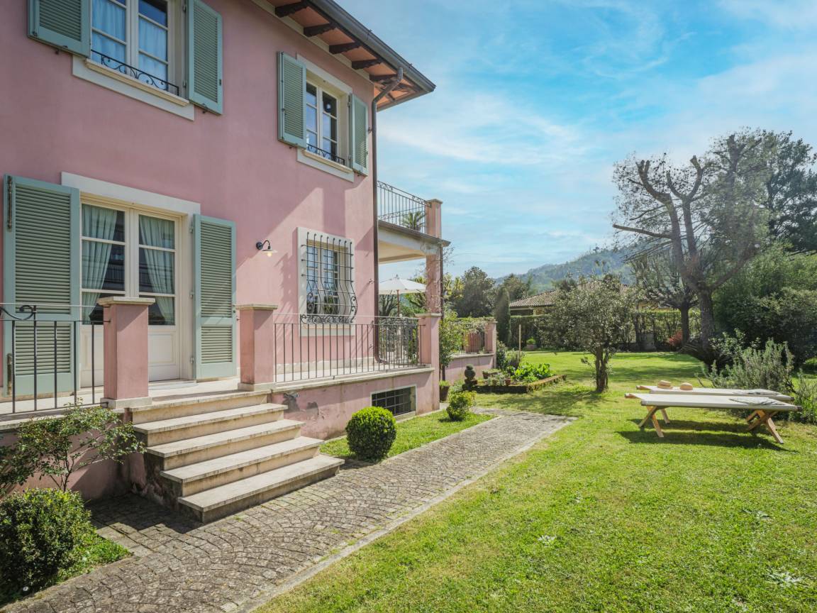 80 M² Apartamento ∙ 2 Habitaciones ∙ 3 Huéspedes - Camaiore