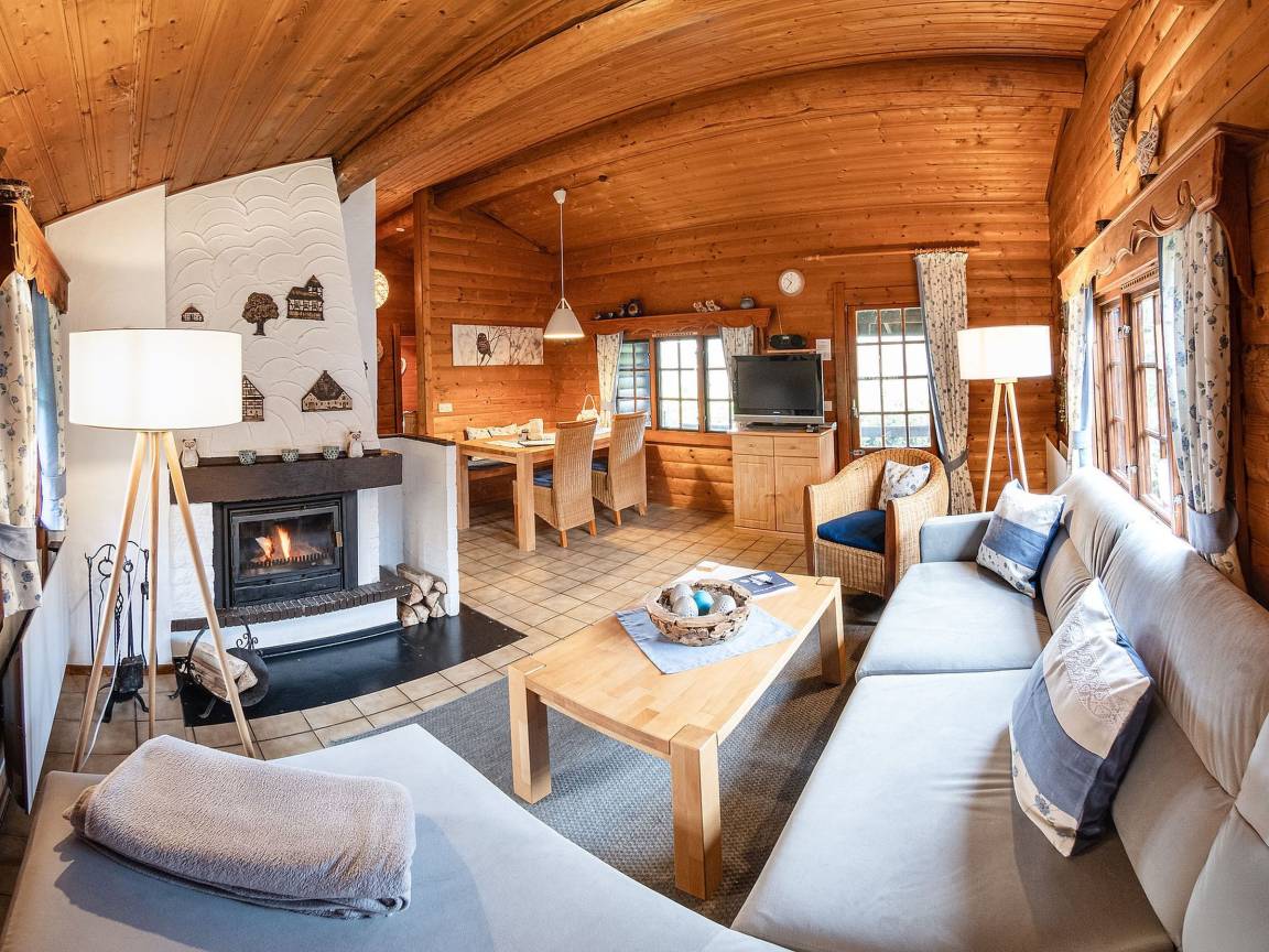 Ferienhaus ∙ 2 Schlafzimmer ∙ 5 Gäste - Korbach