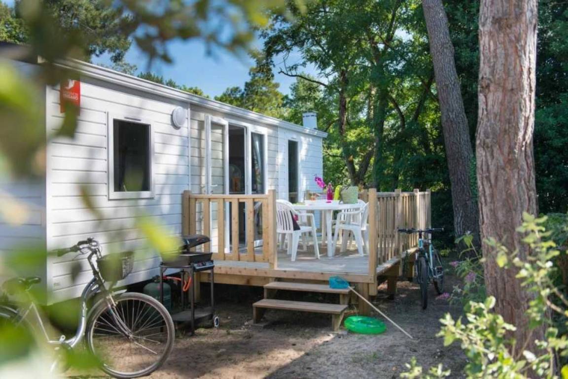 28 M² Camping ∙ 2 Chambres ∙ 6 Personnes - Vendée