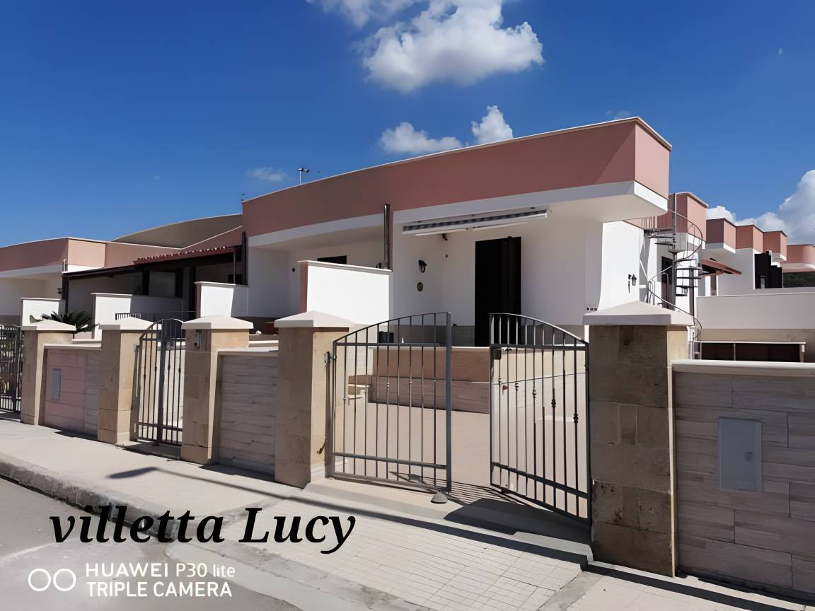 70 M² House ∙ 2 Bedrooms ∙ 4 Guests - Ugento