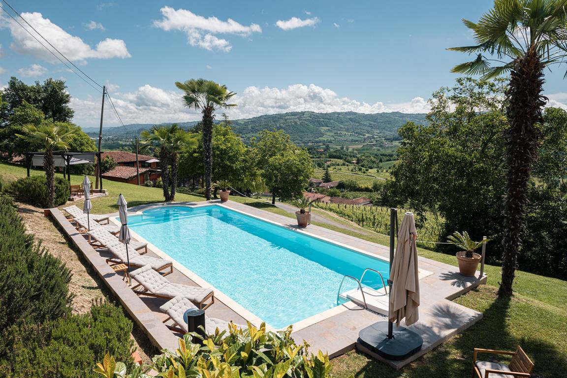 800 M² Villa ∙ 12 Habitaciones ∙ 27 Huéspedes - Piamonte