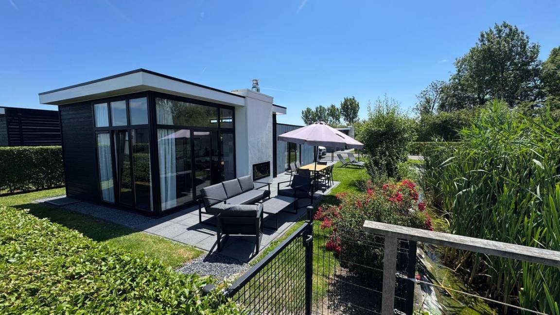 78 M² Ferienhaus ∙ 3 Schlafzimmer ∙ 6 Gäste - Cadzand