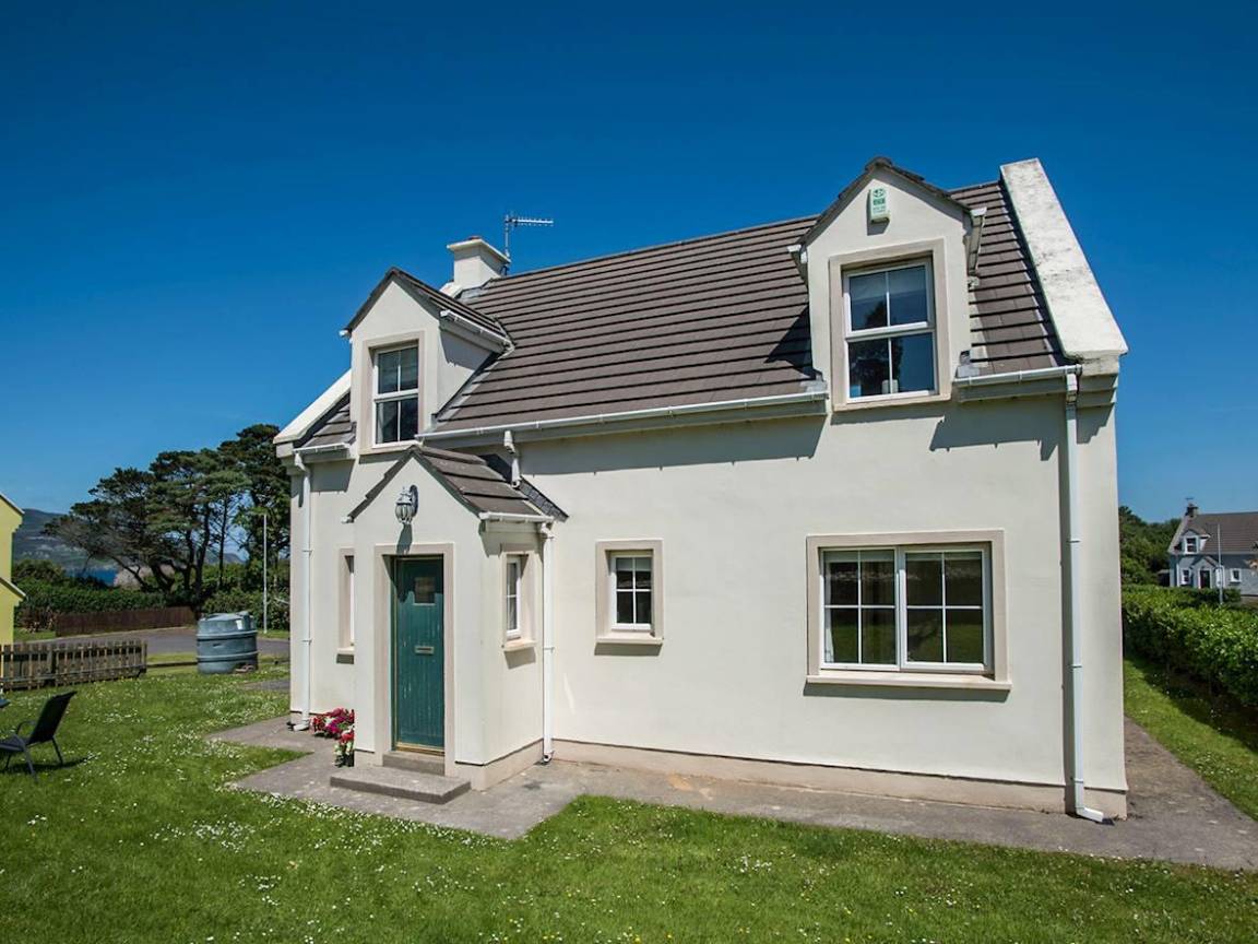 Cottage ∙ 3 Bedrooms ∙ 6 Guests - Dunfanaghy