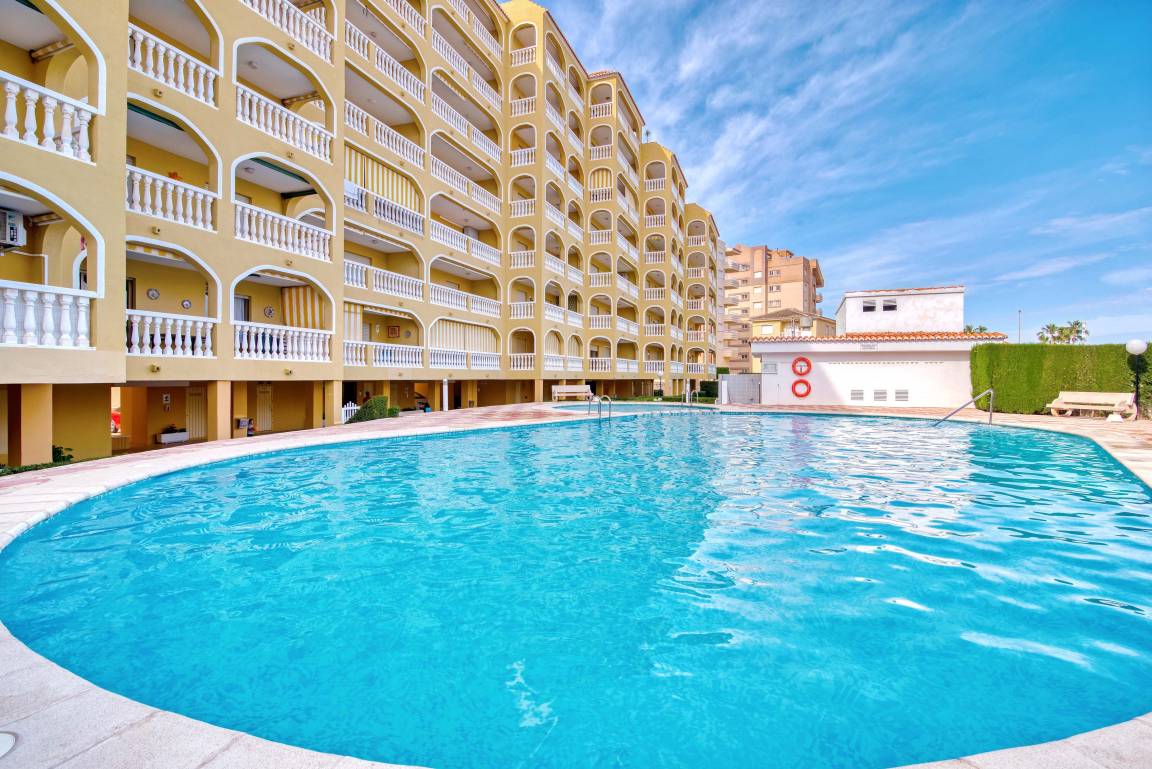 80 M² Ferienwohnung ∙ 3 Schlafzimmer ∙ 7 Gäste - Gandia