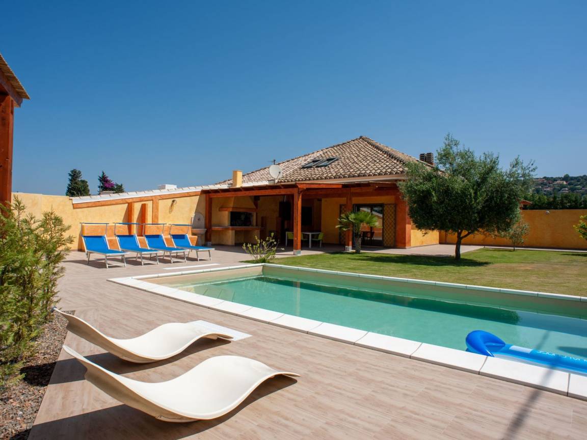 90 M² Maison De Vacances ∙ 3 Chambres ∙ 6 Personnes - Quartu Sant'Elena