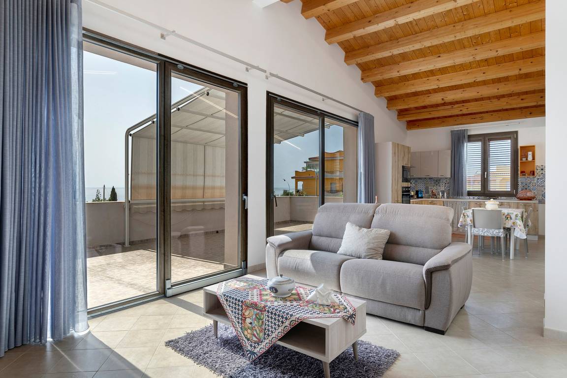 100 M² Appartamento Vacanza ∙ 2 Camere Da Letto ∙ 3 Ospiti - Avola