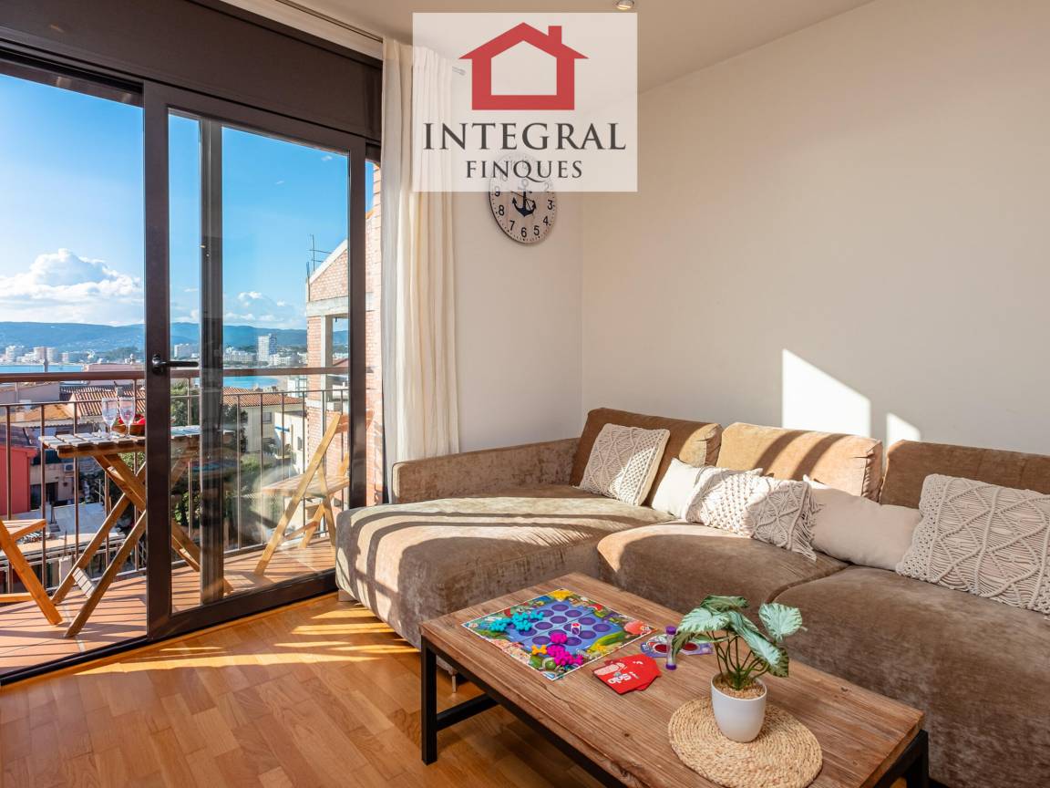 75 M² Appartement ∙ 3 Chambres ∙ 6 Personnes - Palamós