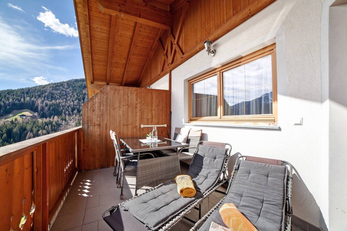 70 M² Ferienwohnung ∙ 2 Schlafzimmer ∙ 6 Gäste - Ulten