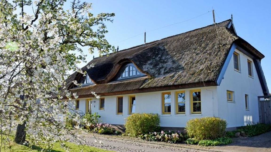 70 M² Ferienwohnung ∙ 2 Schlafzimmer ∙ 4 Gäste - Rügen