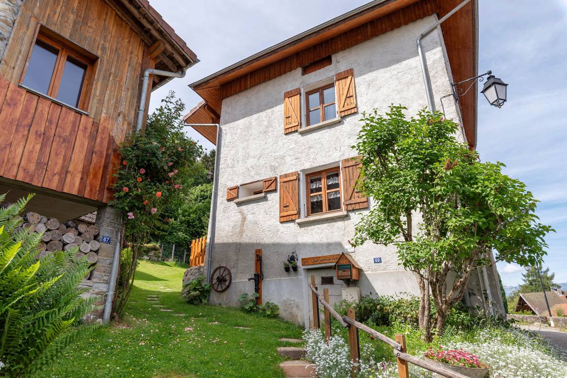 73 M² Maison De Vacances ∙ 2 Chambres ∙ 6 Personnes - Allevard
