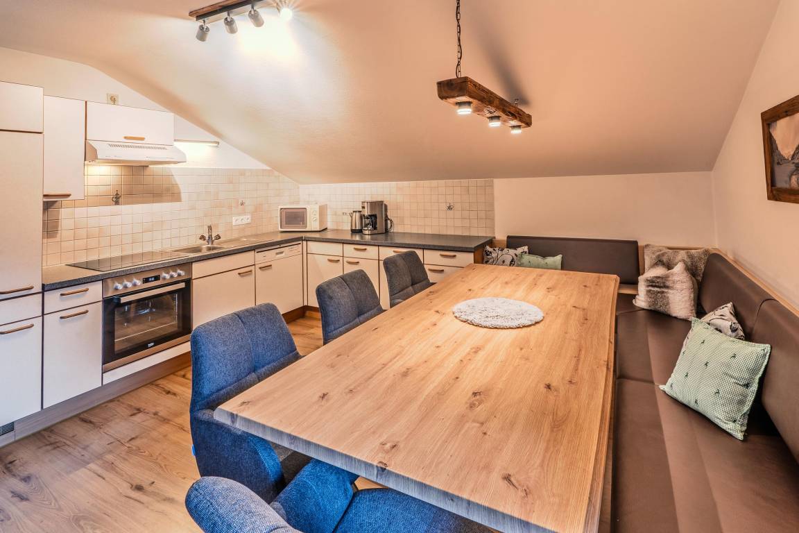 110 M² Apartment ∙ 4 Bedrooms ∙ 10 Guests - Zillertal