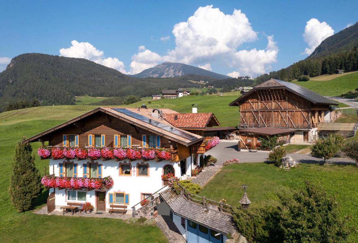 75 M² Apartment ∙ 2 Bedrooms ∙ 7 Guests - Alpe di Siusi
