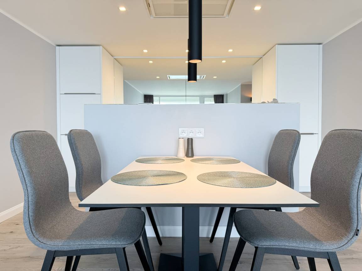 75 m² Ferienwohnung ∙ 2 Schlafzimmer ∙ 4 Gäste – Bild 12