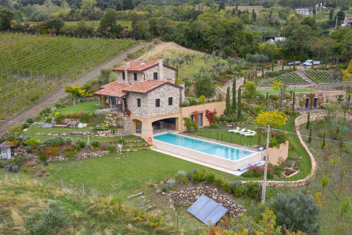 280 M² Villa ∙ 3 Habitaciones ∙ 6 Huéspedes - Cecina