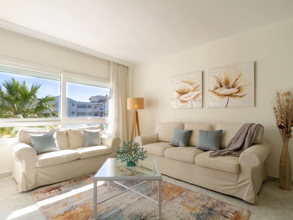 86 M² Apartment ∙ 2 Bedrooms ∙ 4 Guests - Puerto Banús