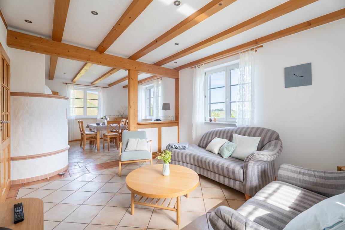 99 M² Ferienwohnung ∙ 2 Schlafzimmer ∙ 4 Gäste - Durbach
