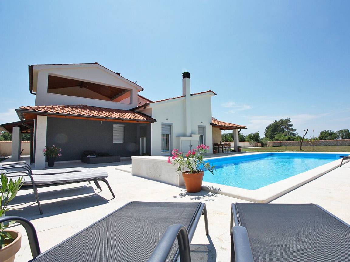 280 M² Villa Vacanza ∙ 6 Camere Da Letto ∙ 13 Ospiti - Pola