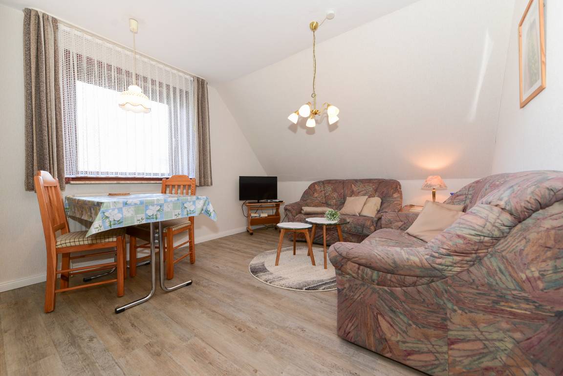 50 m² Ferienwohnung ∙ 2 Schlafzimmer ∙ 3 Gäste – Bild 2