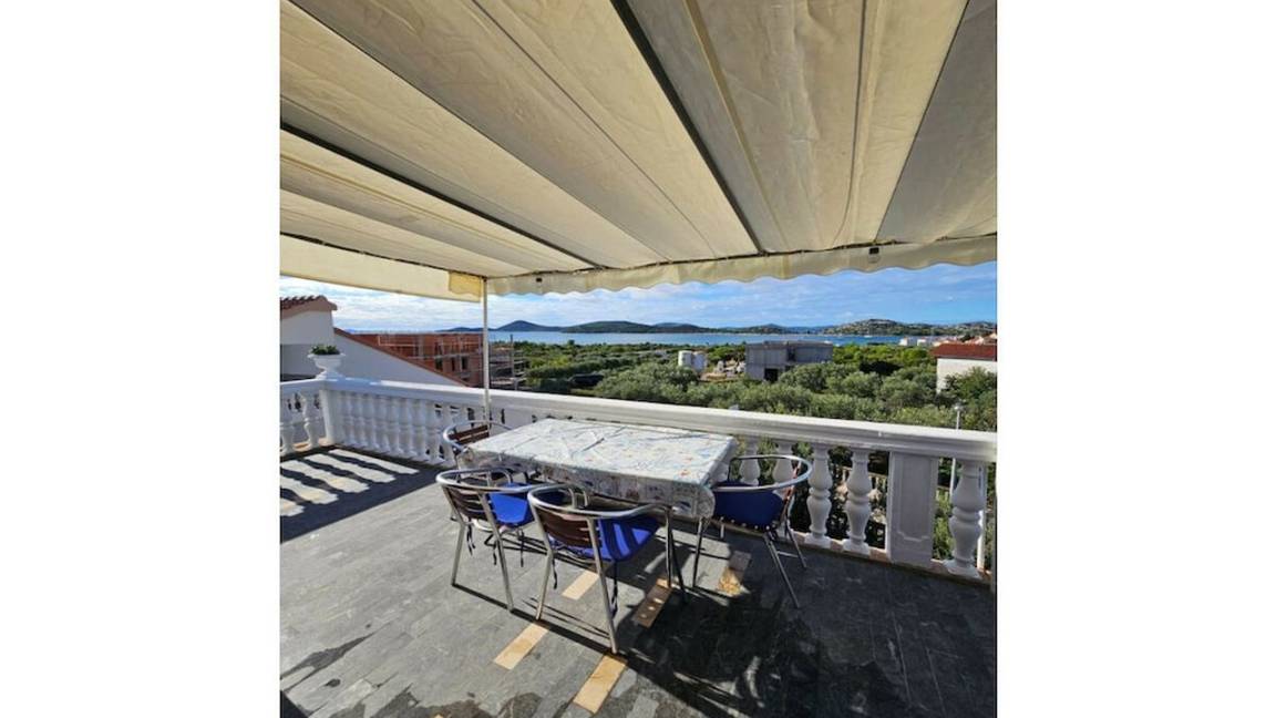 75 M² Appartement ∙ 2 Chambres ∙ 5 Personnes - Šibenik