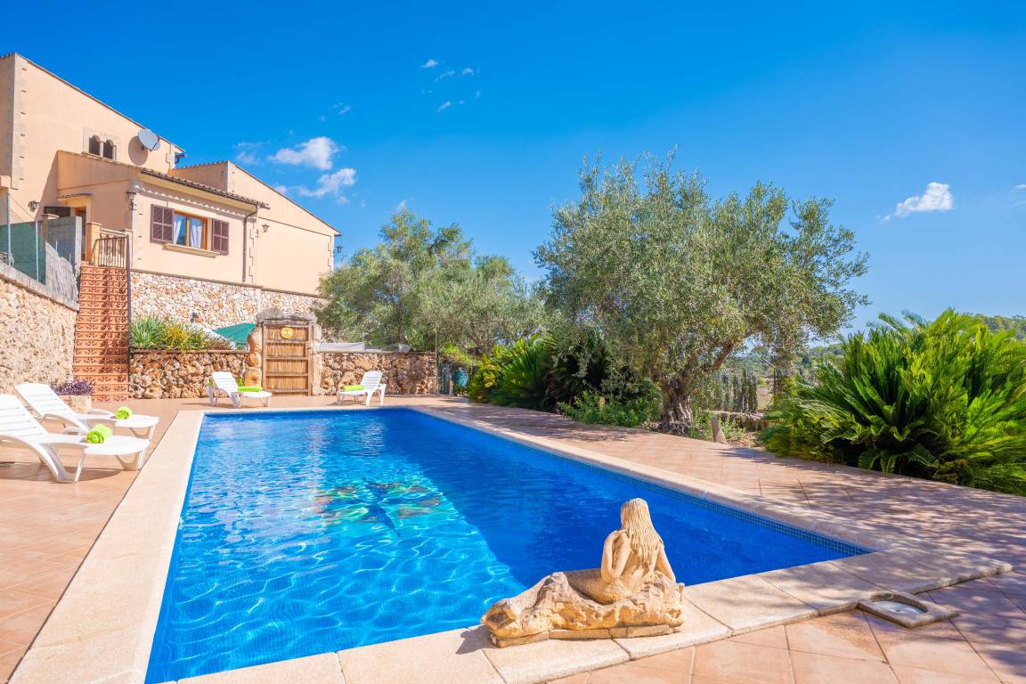 155 M² Villa ∙ 3 Chambres ∙ 6 Personnes - Sineu