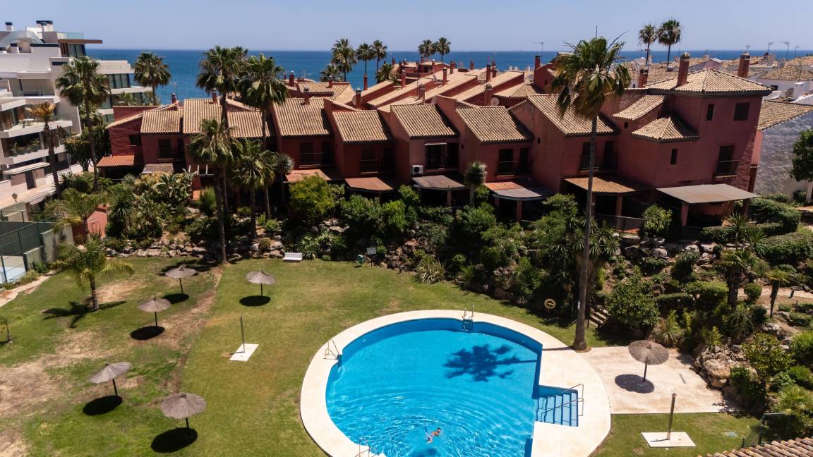 121 M² House ∙ 3 Bedrooms ∙ 8 Guests - Estepona