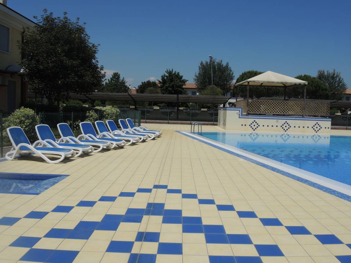 65 M² Apartment ∙ 4 Bedrooms ∙ 8 Guests - Bibione