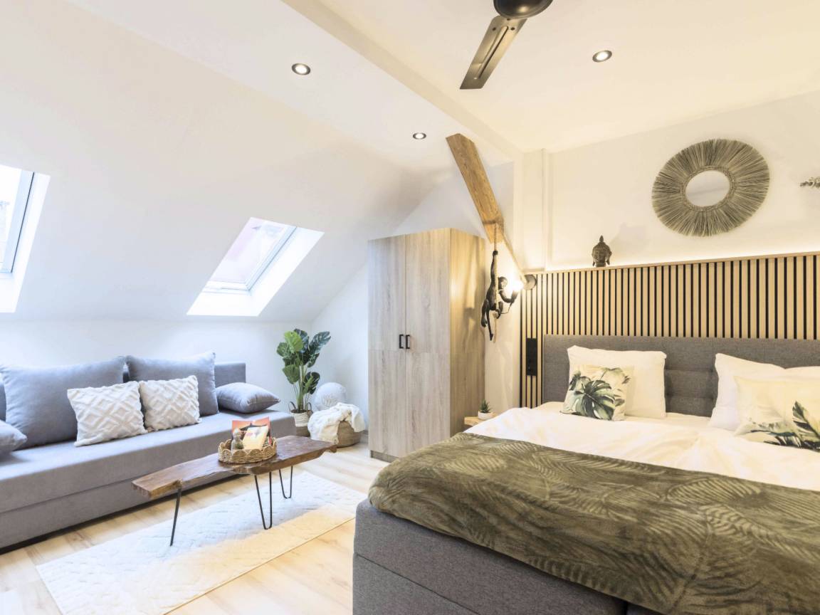 39 M² Ferienwohnung ∙ 1 Schlafzimmer ∙ 4 Gäste - Hof