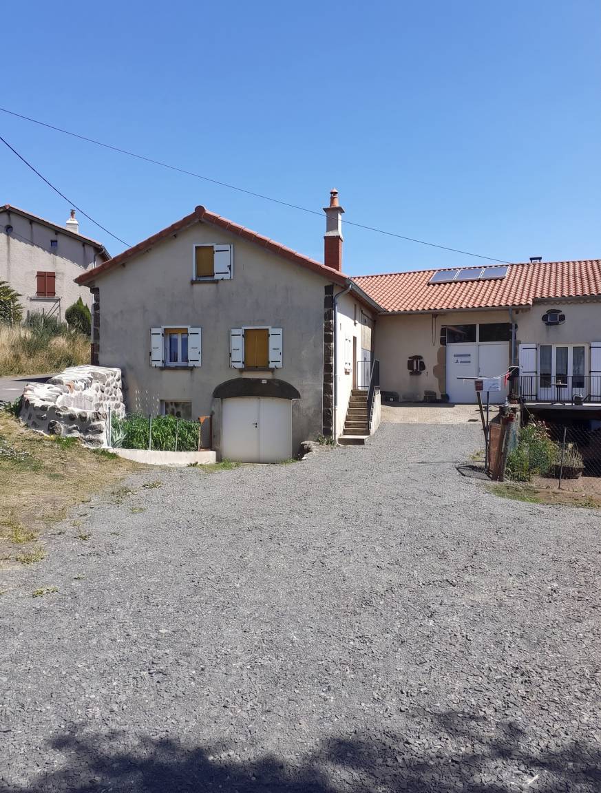 150 M² Casa ∙ 3 Habitaciones ∙ 12 Huéspedes - Langogne