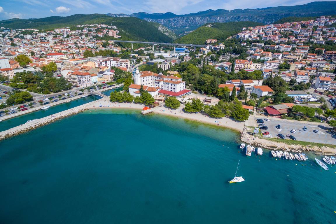 75 M² Ferienwohnung ∙ 2 Schlafzimmer ∙ 4 Gäste - Crikvenica
