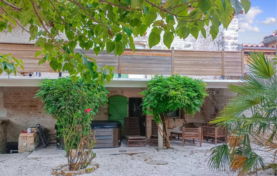130 M² Maison De Vacances ∙ 3 Chambres ∙ 6 Personnes - Charente