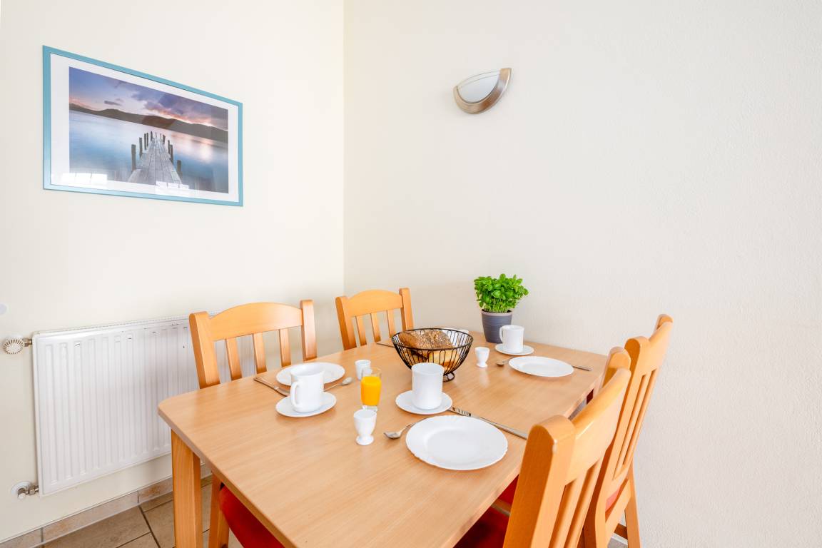 62 m² Ferienwohnung ∙ 2 Schlafzimmer ∙ 4 Gäste – Bild 6