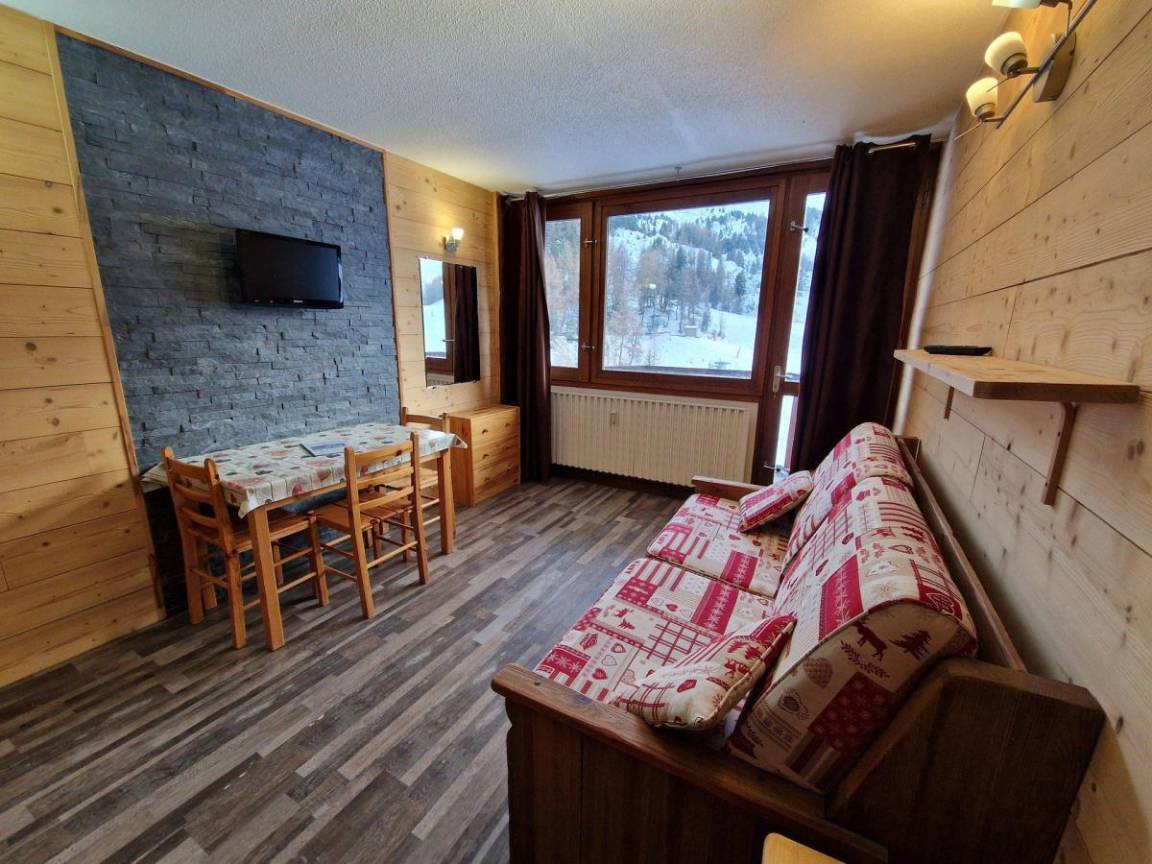24 m&sup2; Studio 1 Schlafzimmer 4 G&auml;ste